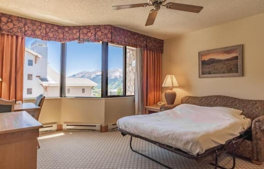 Studio 565 Perfect Location With Pool And Hot Tub Крестед Бют Екстериор снимка