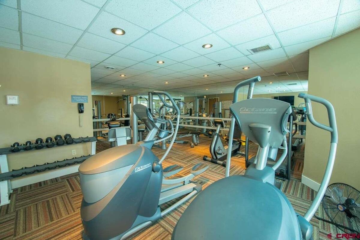 Studio 565 Perfect Location With Pool And Hot Tub Крестед Бют Екстериор снимка