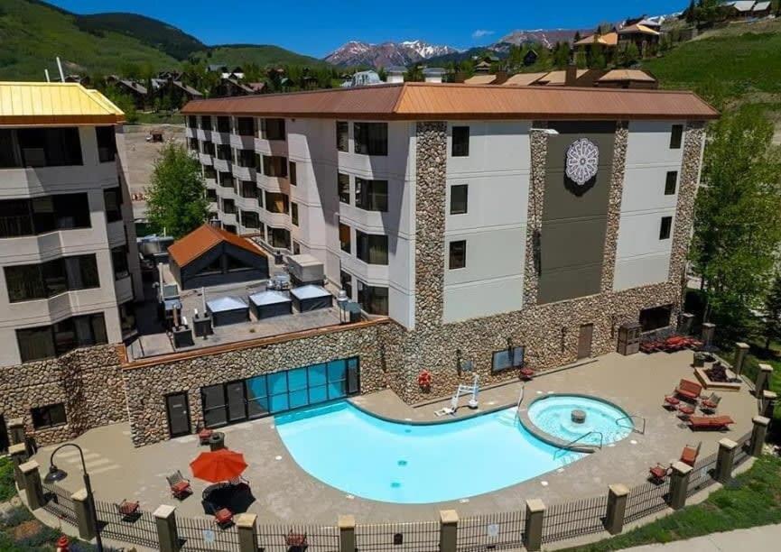 Studio 565 Perfect Location With Pool And Hot Tub Крестед Бют Екстериор снимка